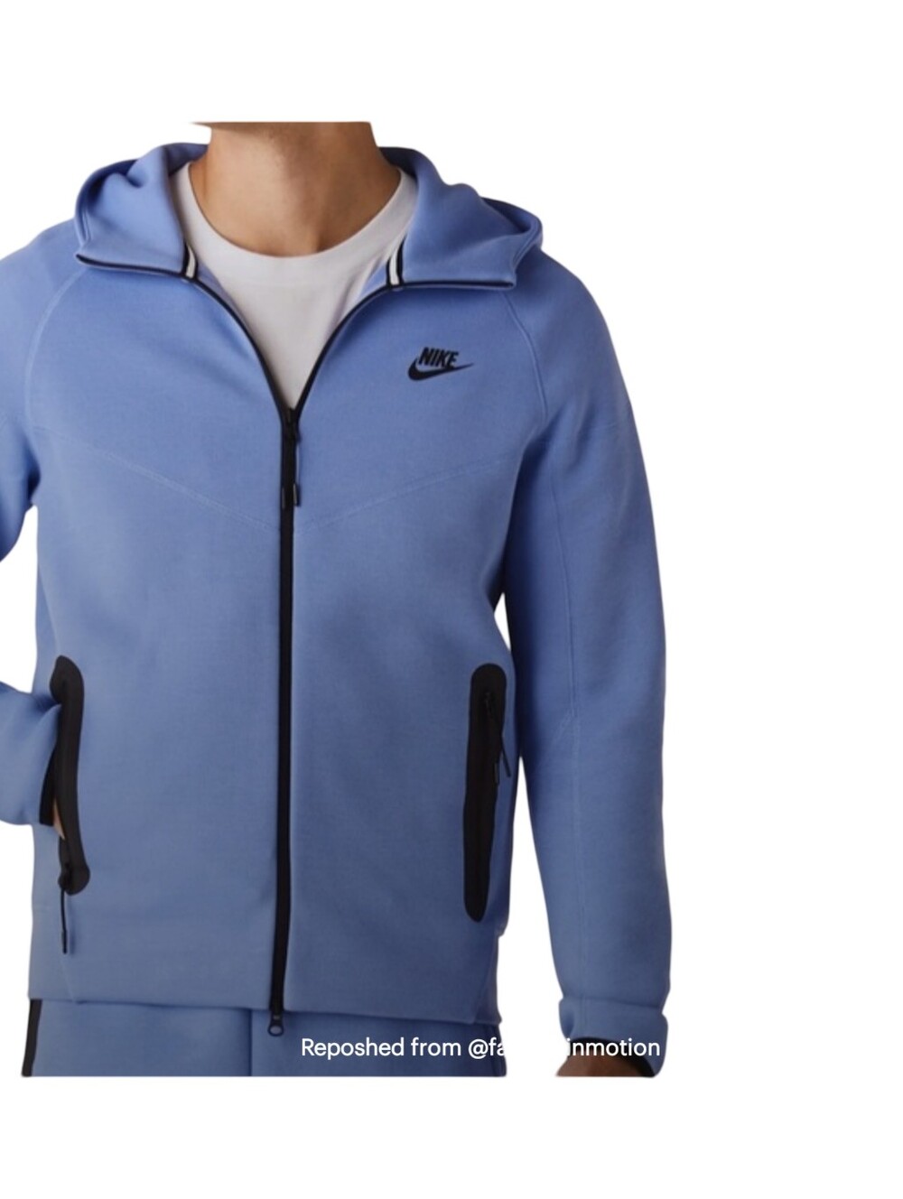 Nike Men’s Sky Blue Zip-Up Jacket